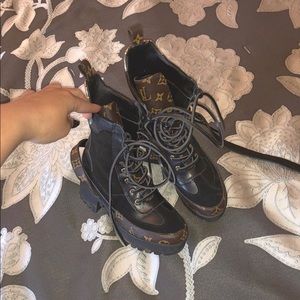 Louis Vuitton Shoes Women’s (Boots) Black &Brown
